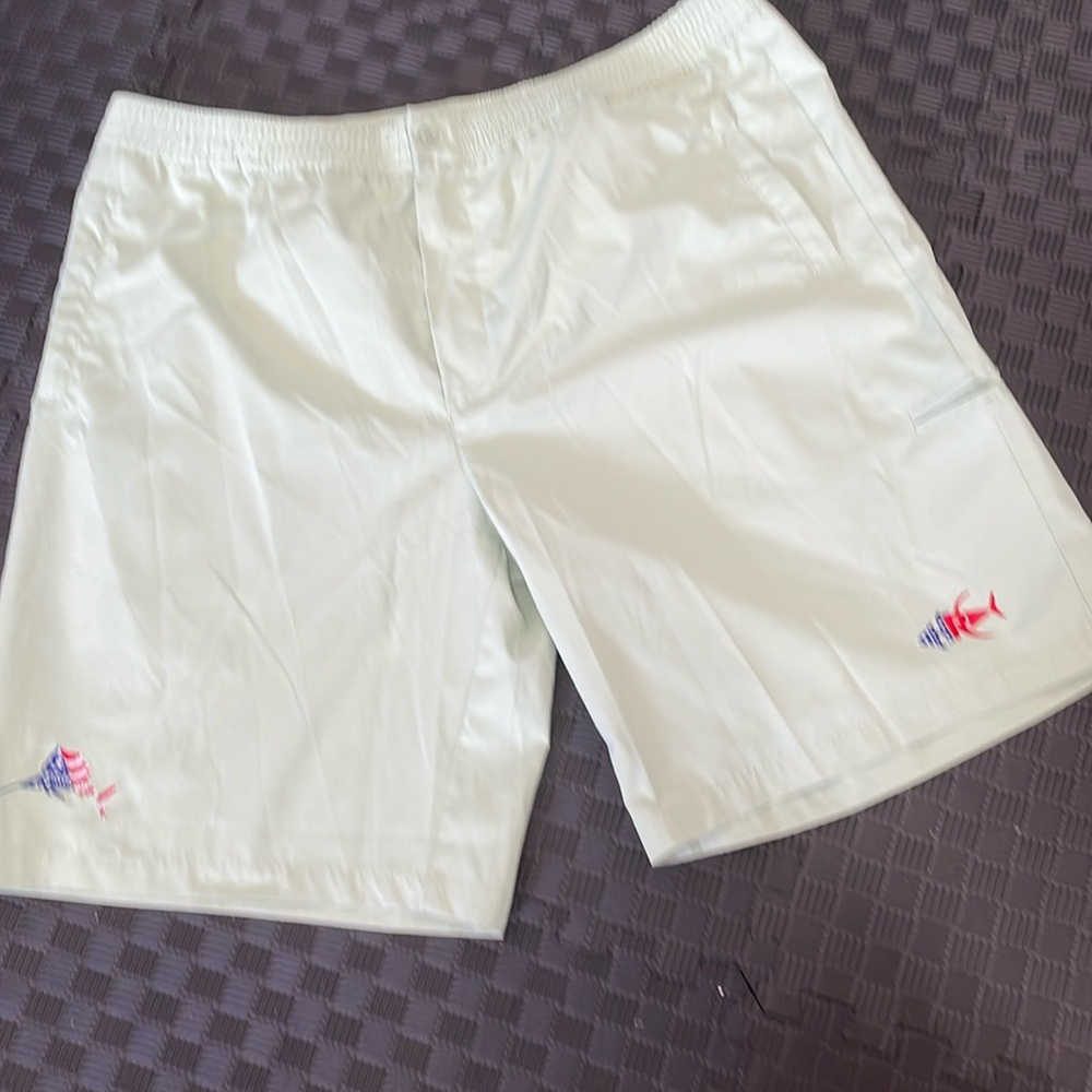 Light green Apparel by Home run SZ 42 sailfish on pant leg